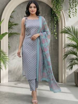 Women Ethnic Motifs Printed Regular Kurta with Trousers & With Dupatta 4