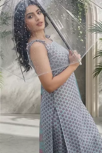 Women Ethnic Motifs Printed Regular Kurta with Trousers & With Dupatta