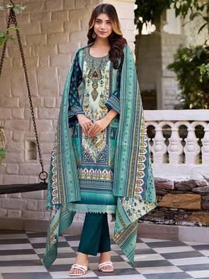 Women Floral Printed Regular Beads and Stones Kurta with Trousers & With Dupatta 1