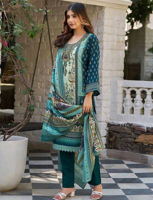 Women Floral Printed Regular Beads and Stones Kurta with Trousers & With Dupatta 5