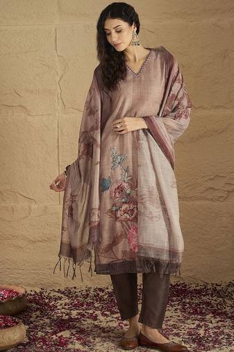 Women Regular Thread Work Kurta with Trousers & With Dupatta