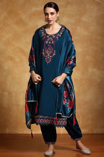 Women Floral Yoke Design Regular Kurta with Trousers & With Dupatta