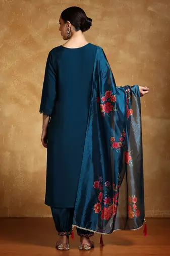 Women Floral Yoke Design Regular Kurta with Trousers & With Dupatta