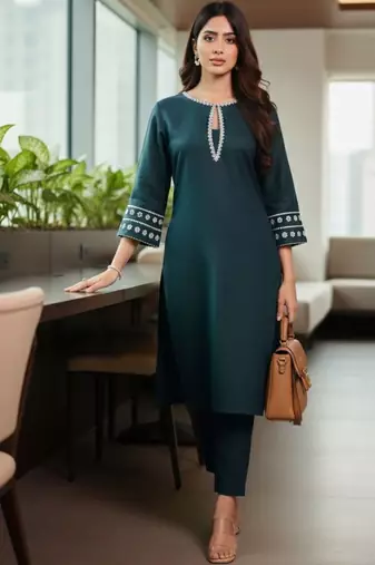 Women Ethnic Motifs Embroidered Regular Thread Work Kurta with Trousers