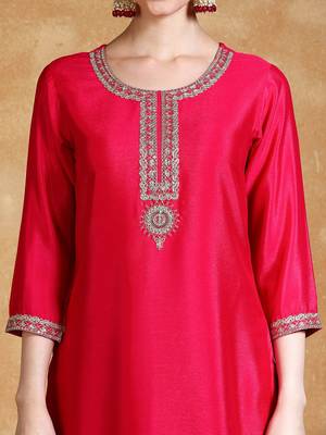 Women Floral Embroidered Kurta with Sharara & Dupatta 3