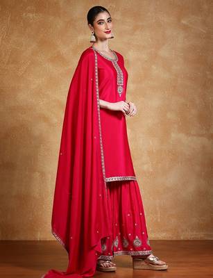 Women Floral Embroidered Kurta with Sharara & Dupatta 4