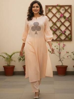 Women Striped Regular  Cotton Kurta with Trousers 6