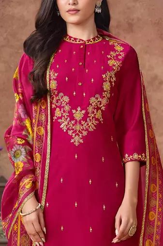 Women Floral Embroidered Regular Sequinned Kurta with Trousers & With Dupatta