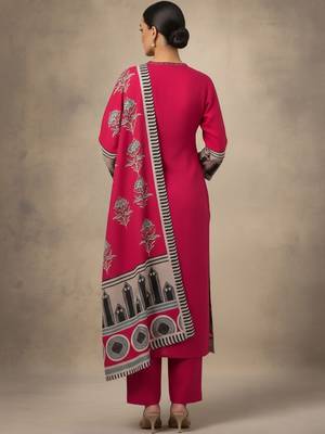 Women Ethnic Motifs Printed Regular Thread Work Kurta with Trousers & With Dupatta 2
