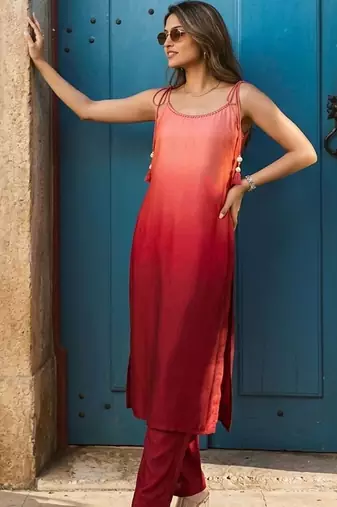 Women Ombre Dyed Regular Kurta with Trousers