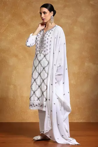 Women Floral Embroidered Regular Thread Work Pure Cotton Kurta with Trousers & With Dupatta