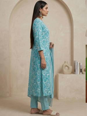 Women Ethnic Motifs Printed Regular Kurta with Trousers & With Dupatta 2