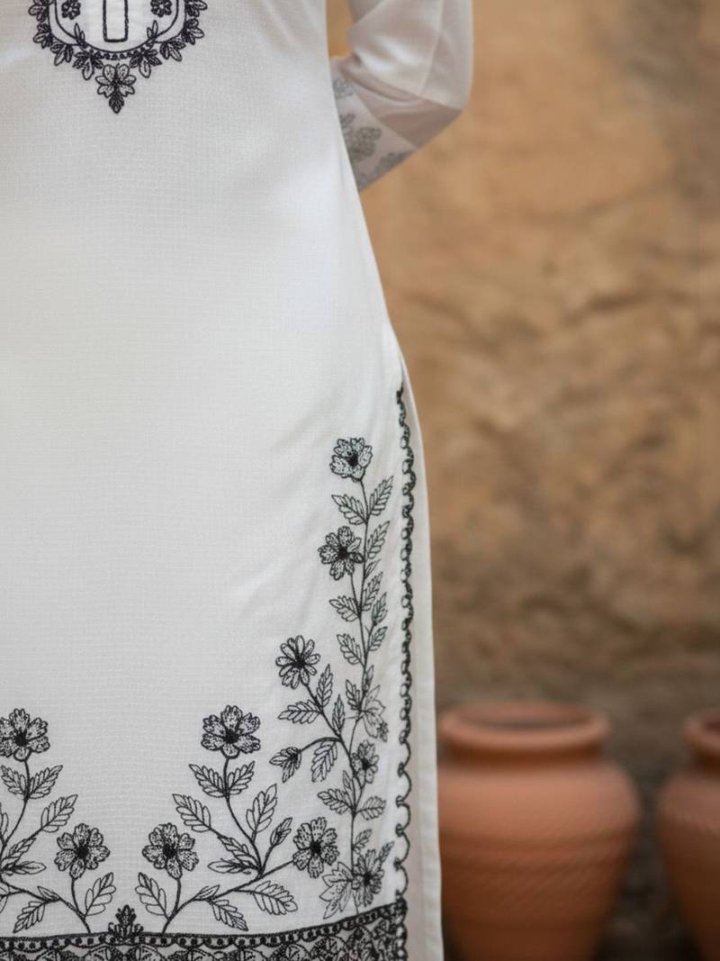 Women Floral Embroidered Regular Thread Work Kurta with Trousers & With Dupatta
