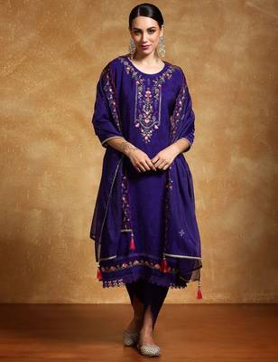 Women Floral Embroidered Regular Kurta with Dhoti Pants & With Dupatta 1