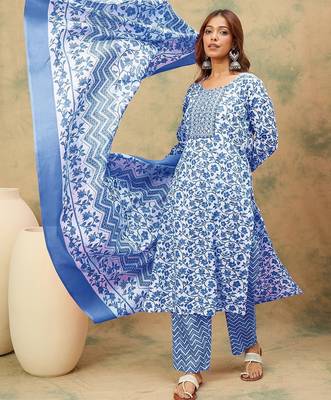 Women Floral Printed Kurta with Palazzo & Dupatta 7