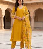 Women Floral Embroidered Regular Thread Work Kurta with Trousers & With Dupatta