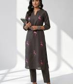 Ethnic Motifs Embroidered Regular Thread Work Kurta with Trousers
