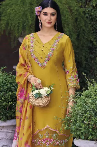 Floral Embroidered Thread Work Pure Cotton Straight Kurta With Trousers & Dupatta