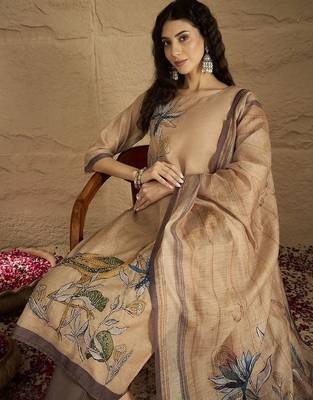 Women Floral Embroidered Regular Thread Work Kurta with Trousers & With Dupatta 2