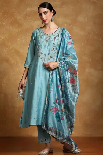 Women Floral Embroidered Regular Thread Work Kurta with Trousers & With Dupatta