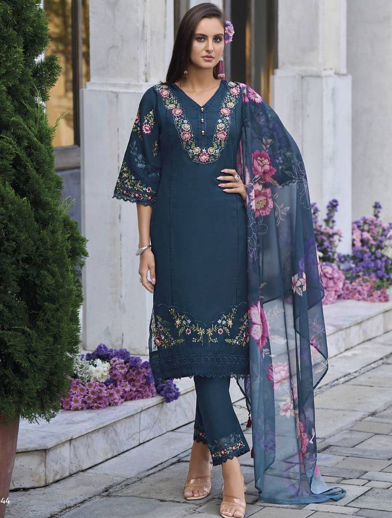 Floral Embroidered Thread Work  Cotton Straight Kurta With Trouser And Dupatta