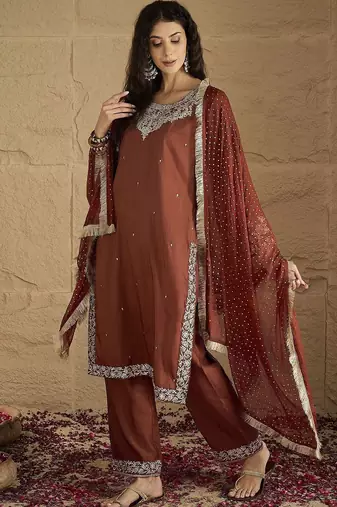Women Floral Printed Kurta with Trousers & Dupatta
