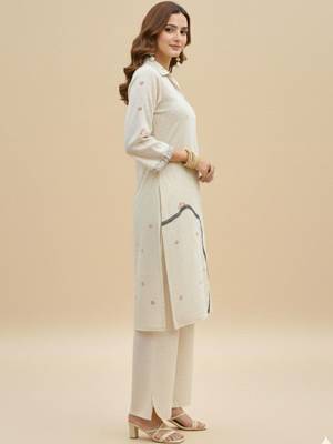 Women Printed Regular Kurta with Palazzos 3