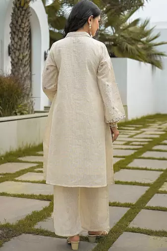 Off-White Kurta And Palazzo Set Featuring Textured Checks And Contemporary Abstract Embroidery