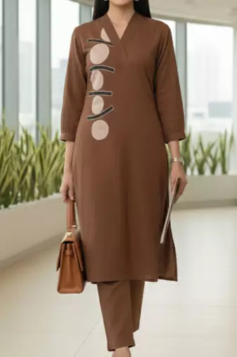 Women Regular Kurta with Trousers
