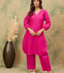 Women Solid Kurta with Trousers