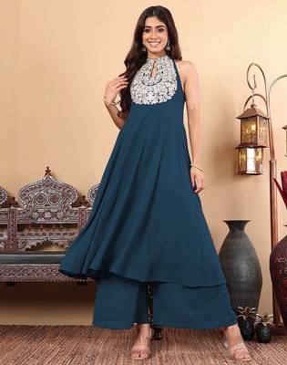 Women Ethnic Motifs Embroidered Panelled Thread Work Silk Georgette Kurta with Palazzos 1