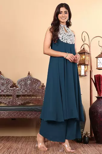 Women Ethnic Motifs Embroidered Panelled Thread Work Silk Georgette Kurta with Palazzos