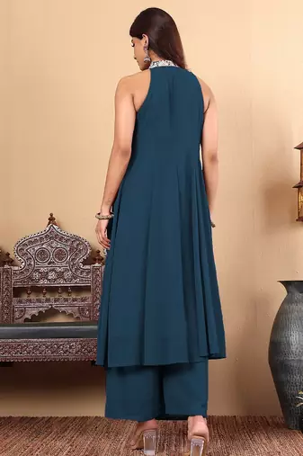 Women Ethnic Motifs Embroidered Panelled Thread Work Silk Georgette Kurta with Palazzos