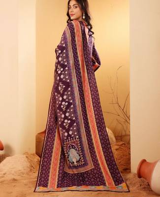 Ethnic Motifs Printed Gotta Patti Chanderi Silk Kurta With Trousers And Dupatta 6