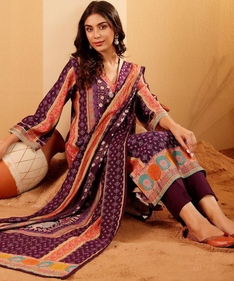 Ethnic Motifs Printed Gotta Patti Chanderi Silk Kurta With Trousers And Dupatta