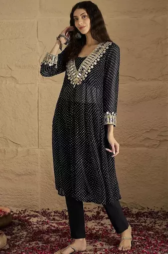 Abstract Printed Panelled Square Neck Georgette Straight Kurta With Trousers