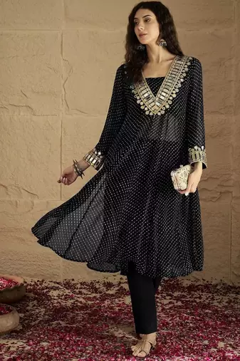 Abstract Printed Panelled Square Neck Georgette Straight Kurta With Trousers