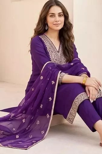 Women Ethnic Motifs Embroidered Regular Thread Work Kurta with Trousers & With Dupatta