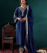 Women Ethnic Motifs Embroidered Kurta with Embroidered Trousers & With Dupatta