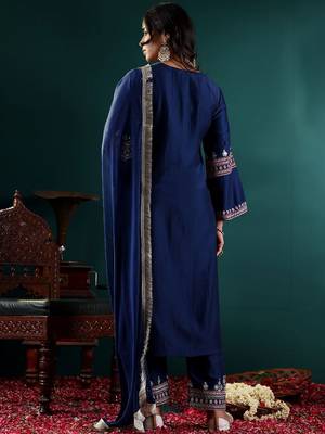 Women Ethnic Motifs Embroidered Kurta with Embroidered Trousers & With Dupatta 6