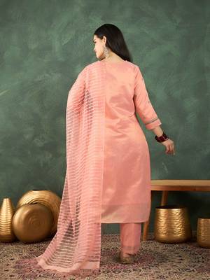 Floral Embroidered Thread Work Kurta With Trousers & Dupatta 6