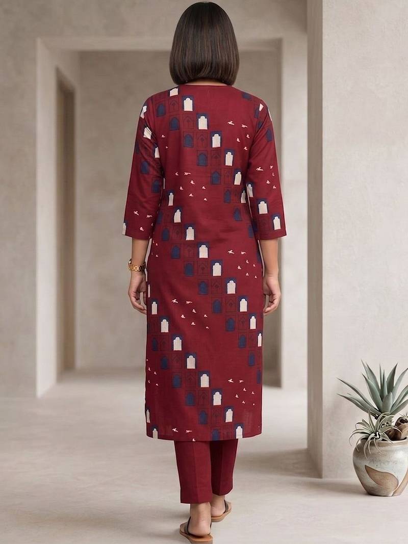Women Printed Regular Kurta with Trousers