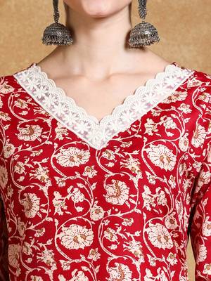 Women Floral Printed V Neck Kurta Set With Dupatta 3