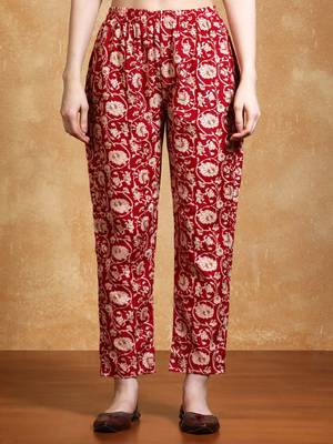 Women Floral Printed V Neck Kurta Set With Dupatta 7