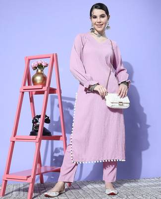 Women Regular Silk Crepe Kurta with Trousers 1