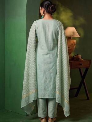 Women Ethnic Motifs Embroidered Regular Kurta with Trousers & With Dupatta 6