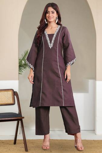 Women Floral Regular Kurta with Trousers & With Dupatta