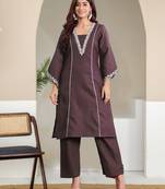 Women Floral Regular Kurta with Trousers & With Dupatta