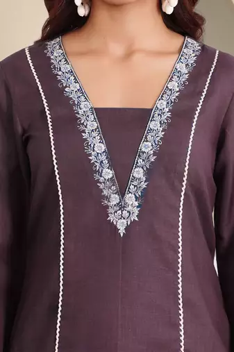 Women Floral Regular Kurta with Trousers & With Dupatta