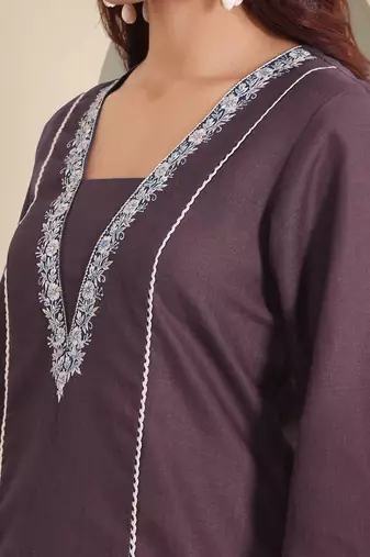 Women Floral Regular Kurta with Trousers & With Dupatta